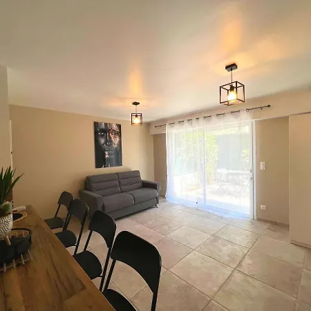 Cosy Madrid, Proche De La Appartamento Cannes